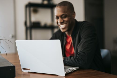 What Does “Top Applicant” Mean on LinkedIn?