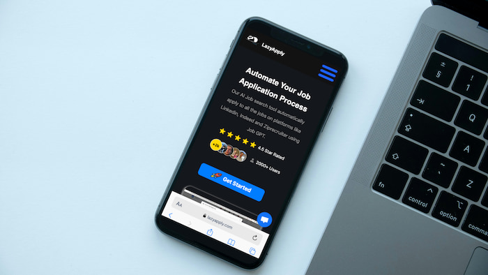 LazyApply Reviews: Ratings & User Feedback [+ Alternative]