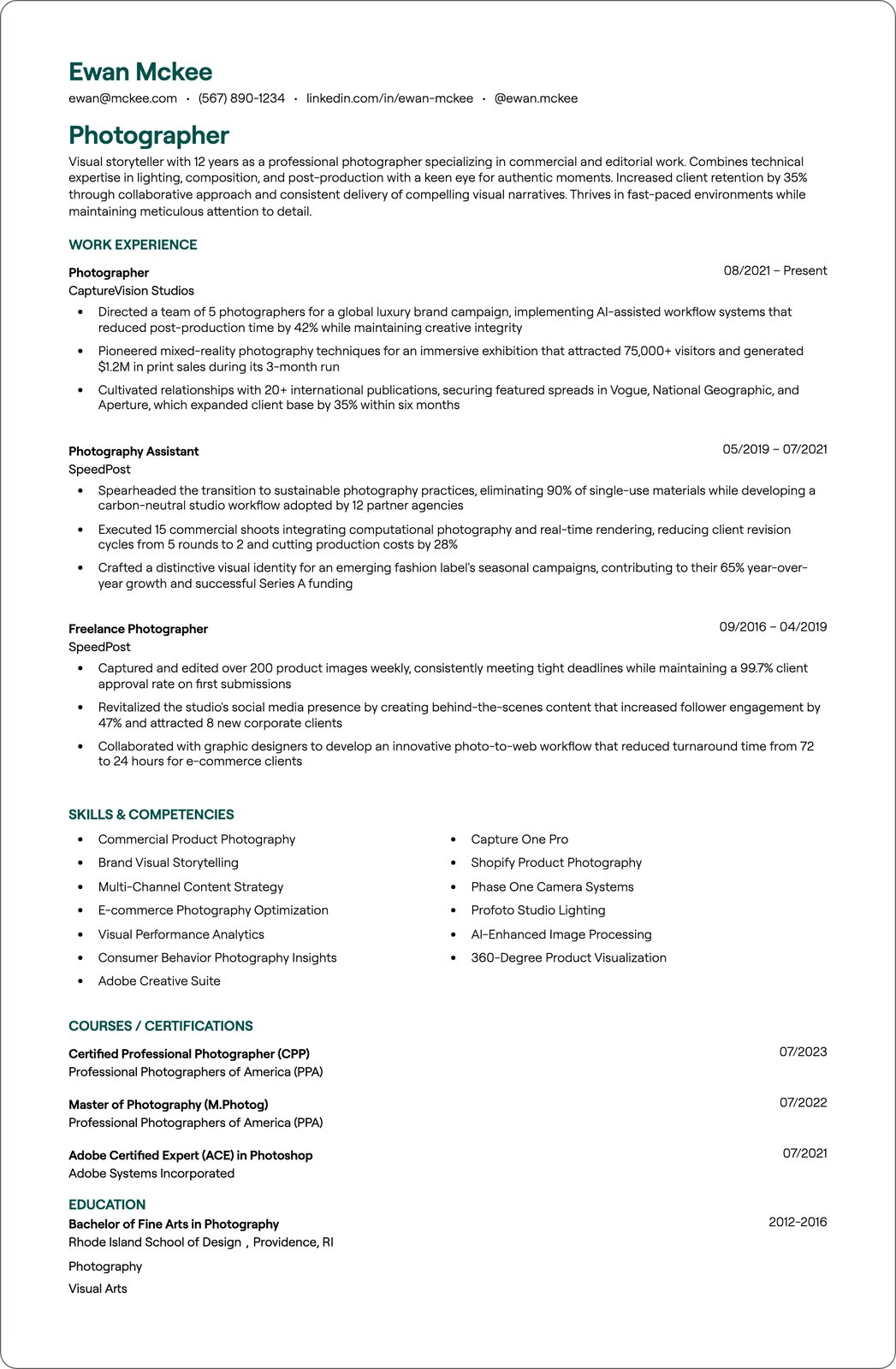 Creative Photographer resume example