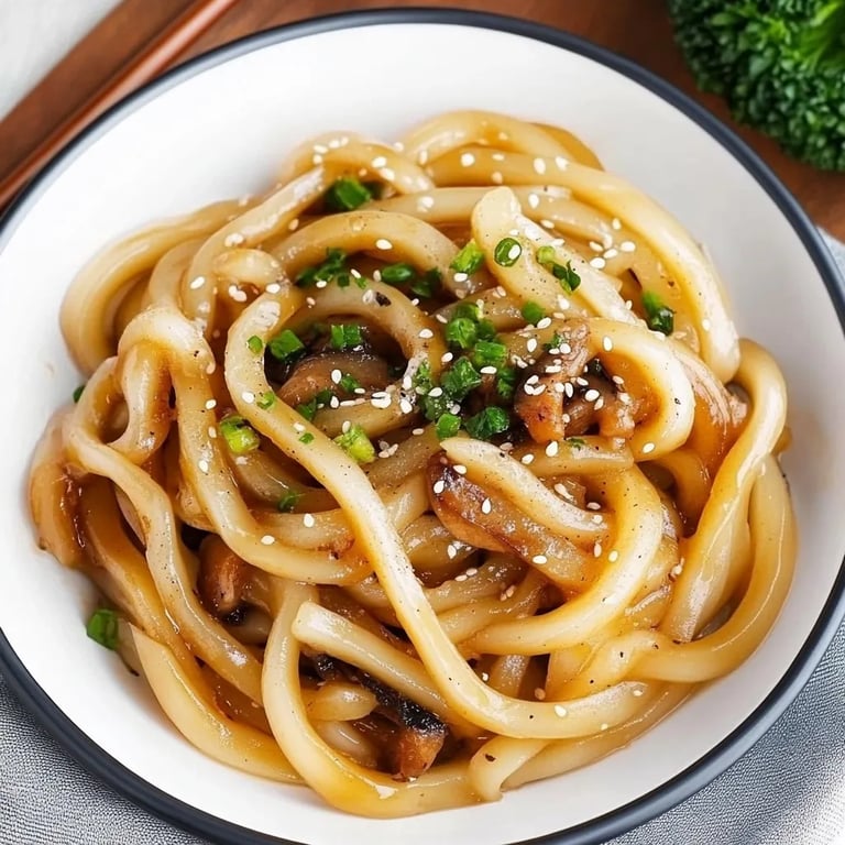 Vegan Garlic Udon Noodles