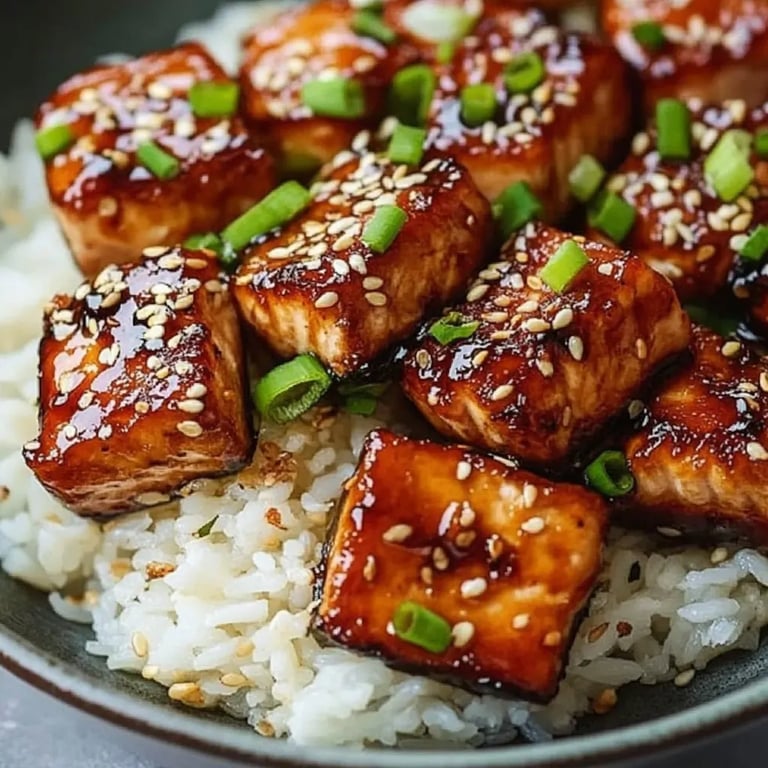 Crispy Honey Garlic Salmon Bites