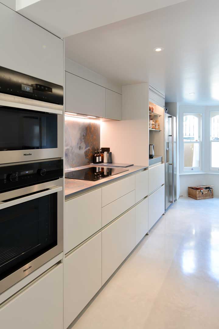 Haldon Road SW18 6