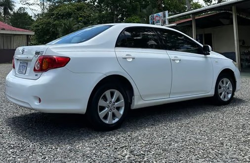 2010 Toyota Altezza - foto 3