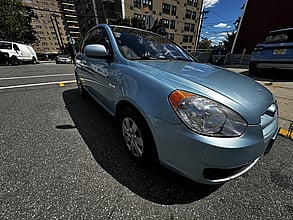 2011 HYUNDAI Accent