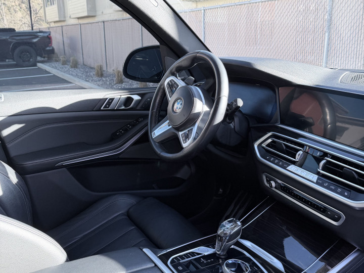 2019 BMW