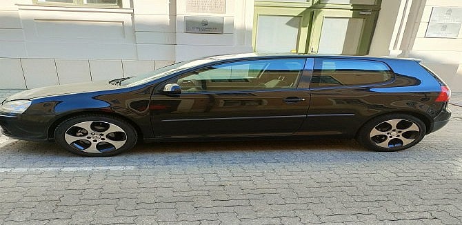 2004 Volkswagen Golf