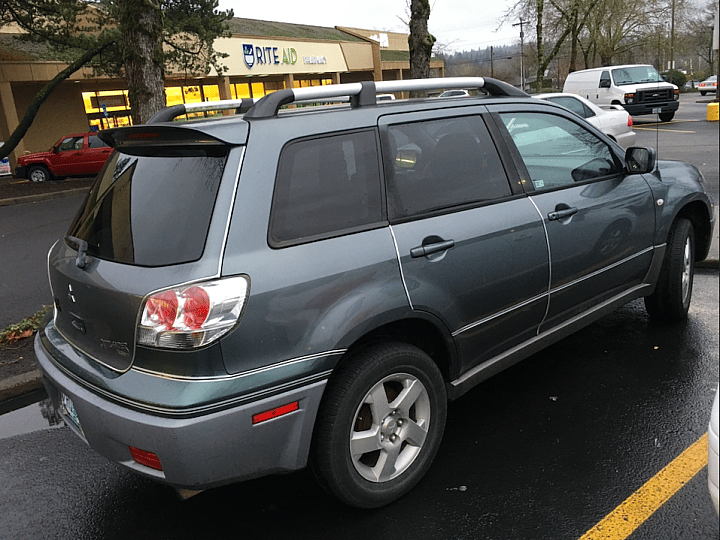 2003 Mitsubishi Outlander