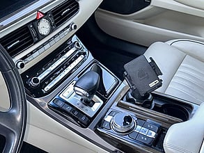 2017 GENESIS G90