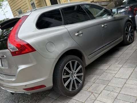 2015 Volvo XC60