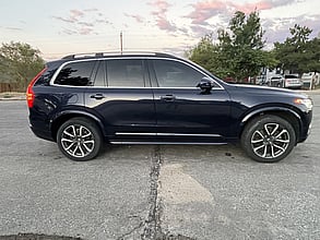 2019 VOLVO XC90
