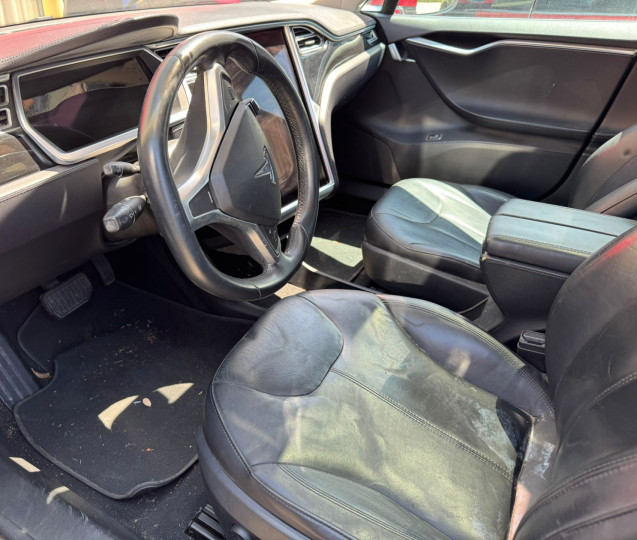 2013 TESLA Model S