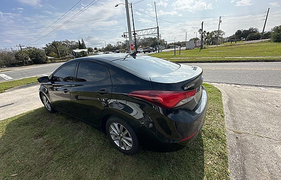 Hyundai Elantra