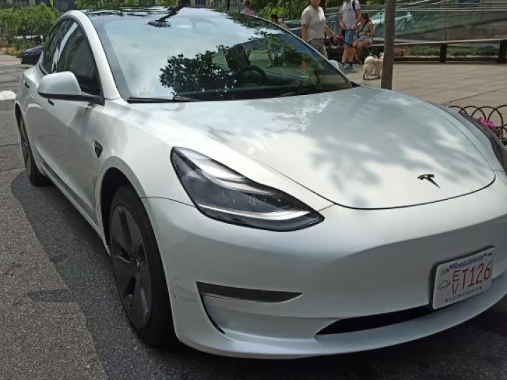 2023 Tesla