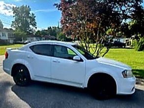 2013 DODGE Avenger
