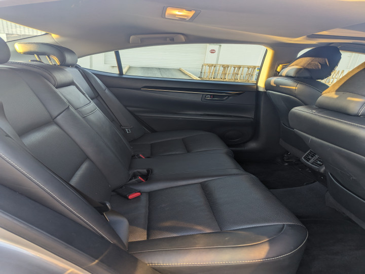 Lexus 33647