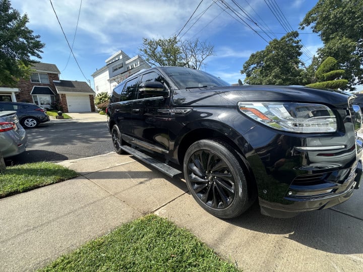 Lincoln Navigator