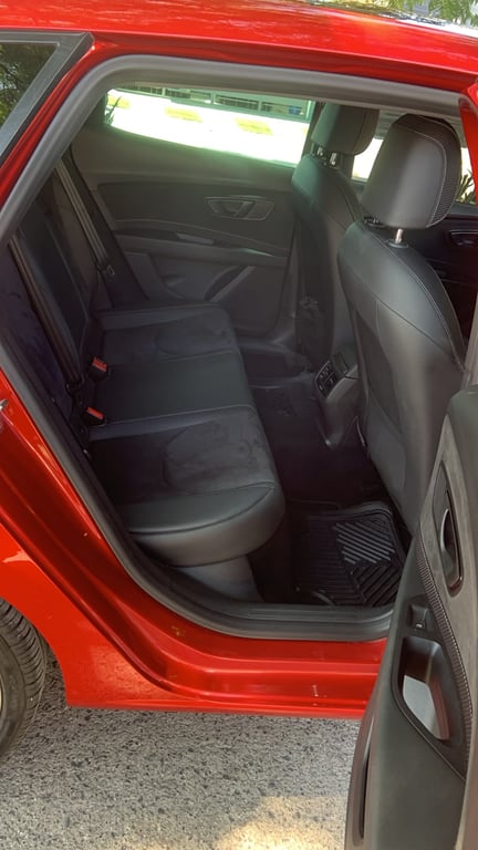 2020 Cupra León