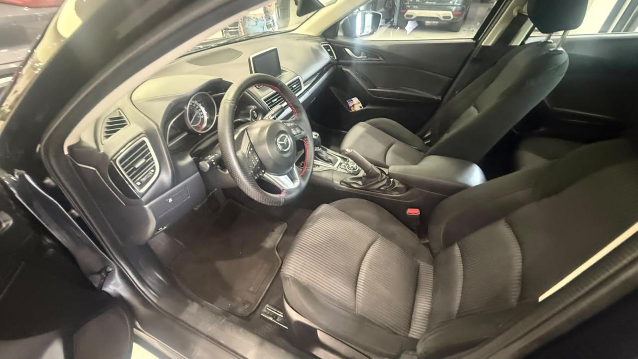 2015 Mazda 3