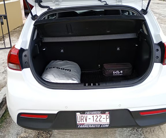 2023 Kia Rio