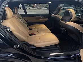 2019 VOLVO XC90