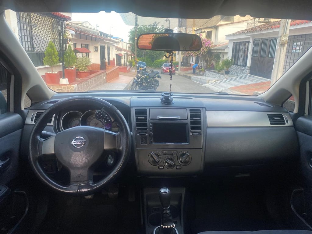 2009 Nissan Tiida