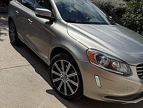 2015 VOLVO XC60