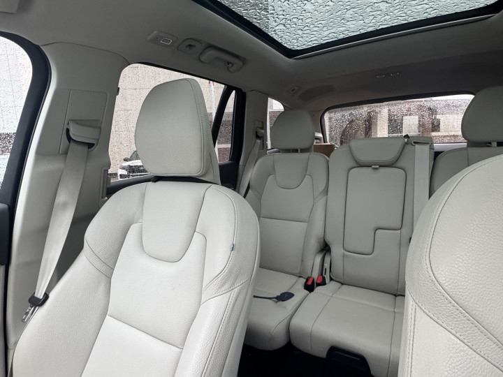 2023 Volvo XC90