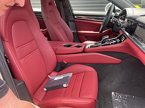 2022 Porsche Panamera