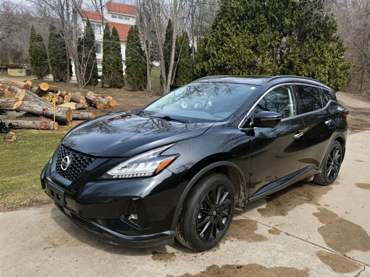 2022 Nissan