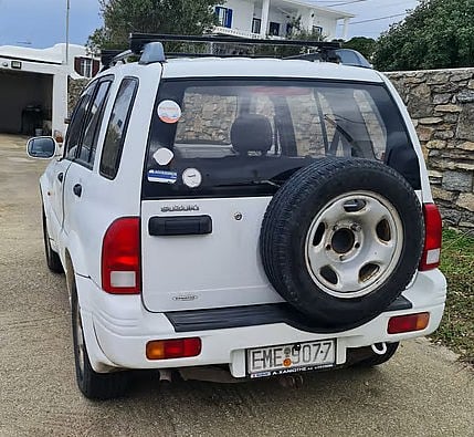 2001 Suzuki Grand Vitara