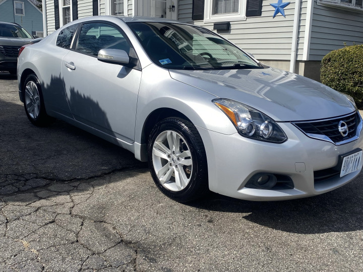 2010 Nissan