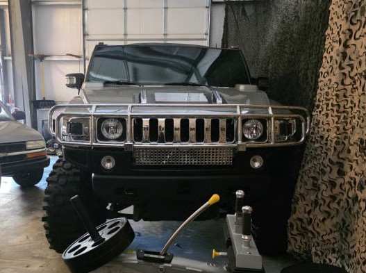 2005 HUMMER H2