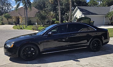 2011 AUDI A8