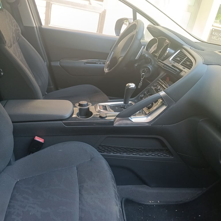 2012 Peugeot 3008