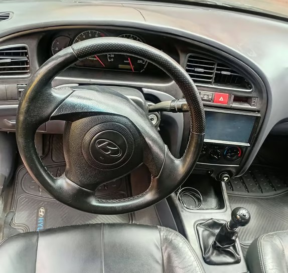 2002 Hyundai Elantra