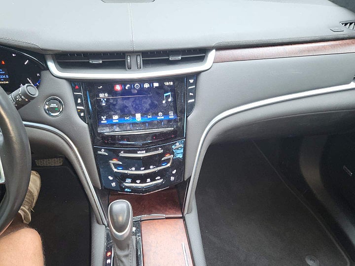 Cadillac XTS