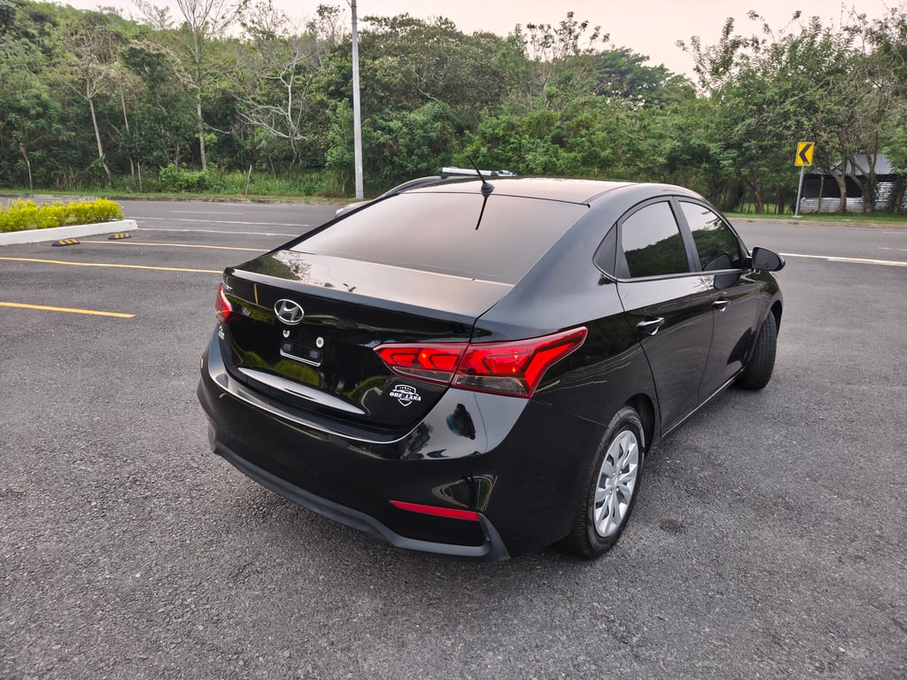 2022 Hyundai Accent