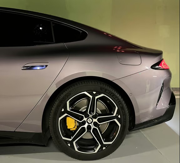 2024 Xiaomi SU7