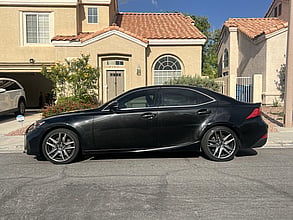 2017 Lexus IS