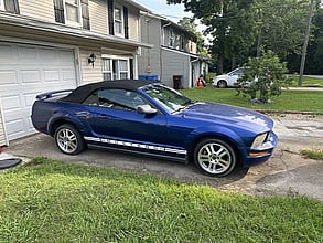 2005 FORD Mustang