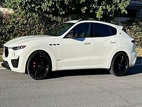 2021 MASERATI Levante
