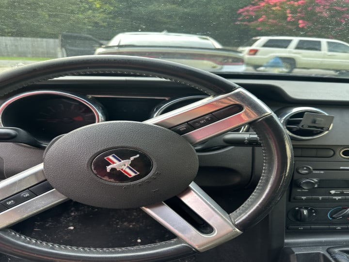2005 FORD Mustang