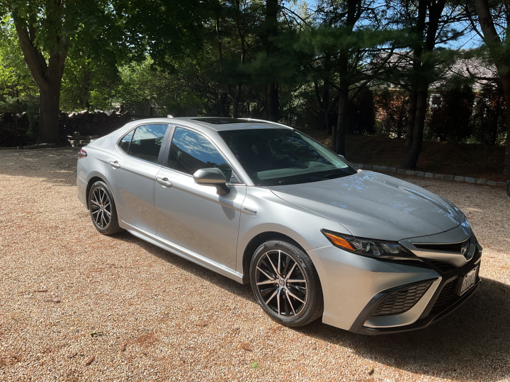 2021 Toyota Camry Hybrid