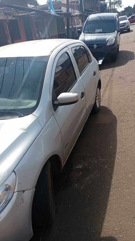 2010 Volkswagen Gol
