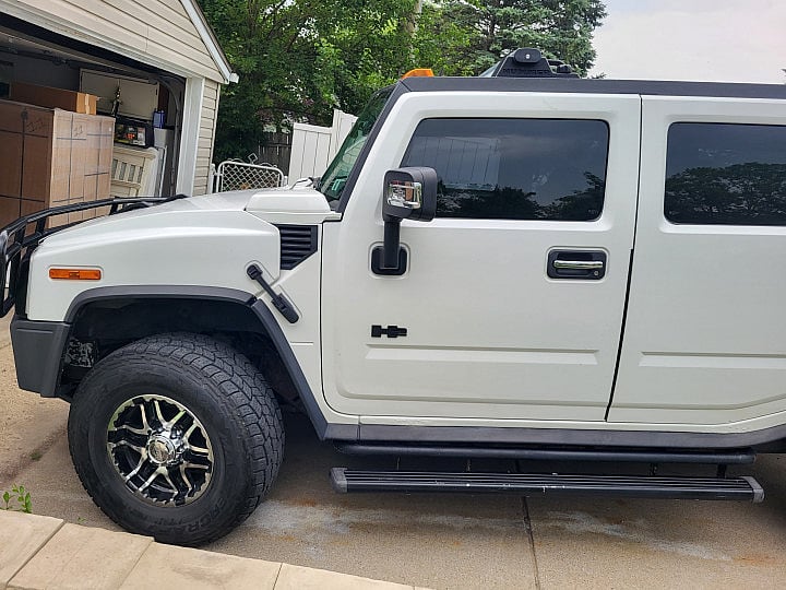 2005 HUMMER H2