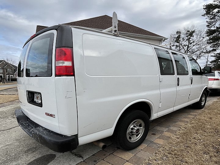 2017 GMC Savana