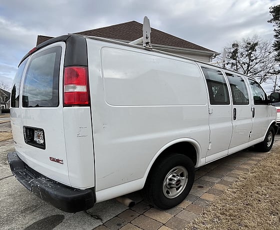 2017 GMC Savana