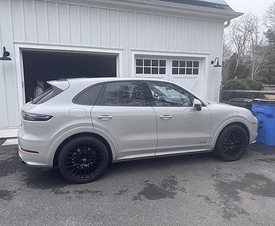 Porsche Cayenne 2023