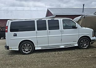 2011 CHEVROLET Express