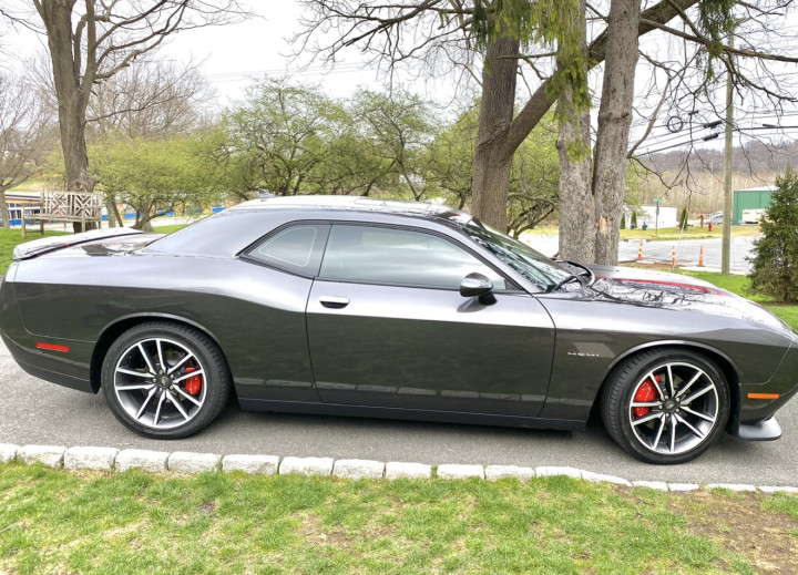 2020 DODGE Challenger